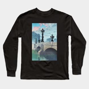 Dawn at Nihonbashi Bridge by Kawase Hasui Long Sleeve T-Shirt